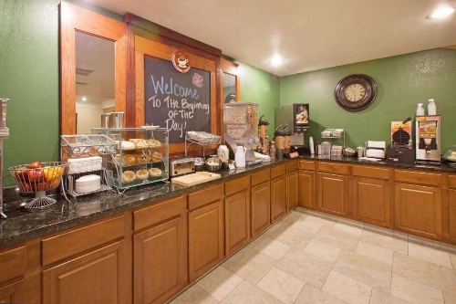 AmericInn by Wyndham Johnston Des Moines image 30