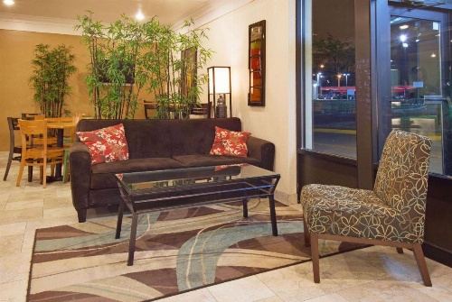 AmericInn by Wyndham Johnston Des Moines image 49